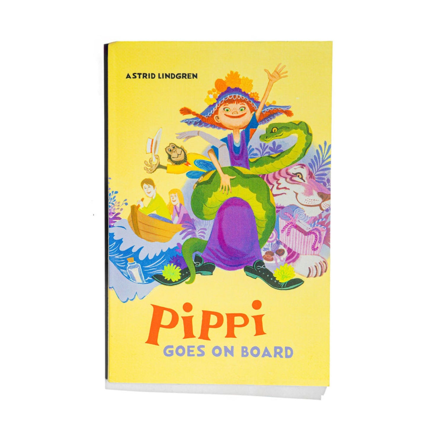 Pippi Goes on Board (Paperback)