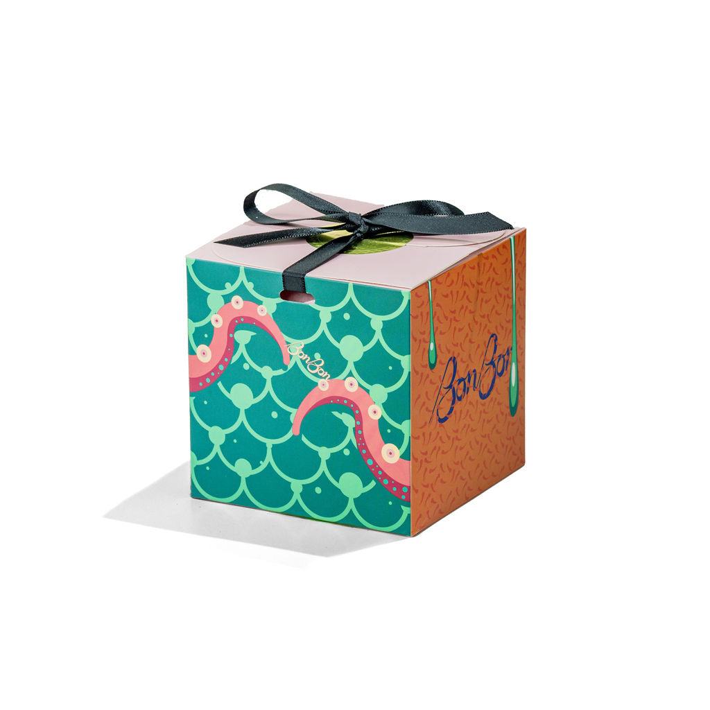 BonBon's Halloween Box - Mrs. Skeleton's Bunch (Medium)
